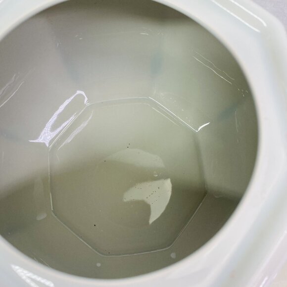 Mikasa CONTINENTAL SILK FLOWERS F3003 Octagonal  Lidded Handles 10"  Soup Tureen - Picture 6 of 12